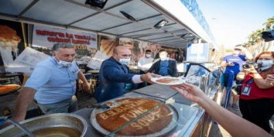 TUNÇ SOYER İZMİR FUARINI GEZDİ..