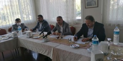 BAYRAKLI AK PARTİ BAYRAKLI BELEDİYESİ'NİN PERFORMANSINI DEĞERLENDİRDİ