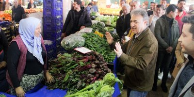 CHP'Lİ İDUĞ'DAN ÜRETİCİ KADINLARA 10 BİN TAVUK MÜJDESİ