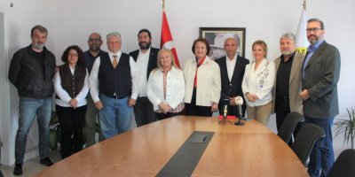 SOYER: İZMİR'DE ALTERNATİF ULUSAL MEDYA YARATABİLİRİZ