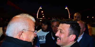 HAMZA DAĞ: KENDİNİZE VE KENTİNİZE OY VERİN...