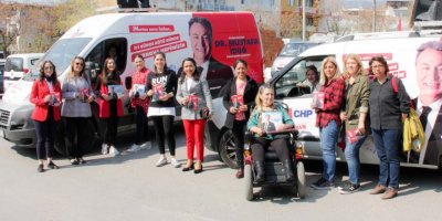 CHP'Lİ İDUĞ'A EN BÜYÜK DESTEK KADINLARDAN