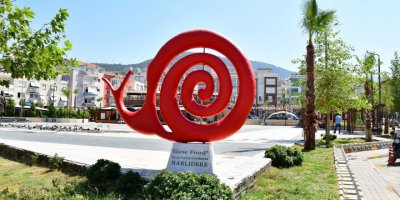 SALYANGOZ, KUŞ...NARLIDERE BELEDİYESİ: 'NARLIDERE HEYKELLERLE SÜSLENİYOR'