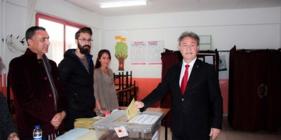 CHP BORNOVA ADAYI İDUĞ OYUNU KULLANDI