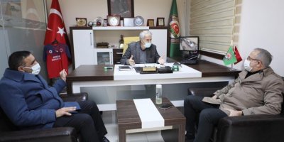 AK PARTİ İZMİR İL BAŞKANI SÜREKLİ İLÇELERİ GEZDİ..GÜNDEM SU VE TARIM