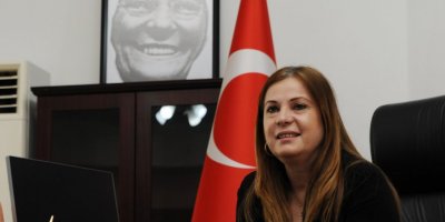 BALÇOVA BELEDİYESİ'NDEN ESNAFA 1000 LİRA DESTEK