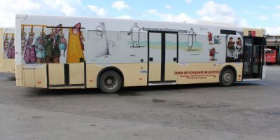 CİNSİYET EŞİTLİĞİ MESAJLARI İZMİR YOLLARINDA