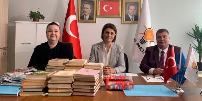 KİTAP AK PARTİ İZMİR'DEN RESİMLER ÇOCUKLARDAN