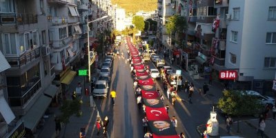BALÇOVA'NIN GENÇLERİ SOKAKLARA SIĞMADI..COŞKULU KUTLAMA..