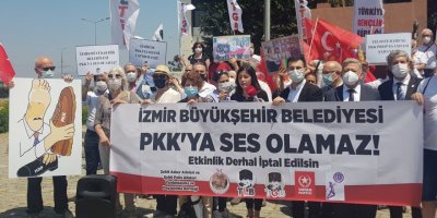 İZMİR BÜYÜKŞEHİR'İN DAVETLİSİNİ PROTESTO ETTİLER