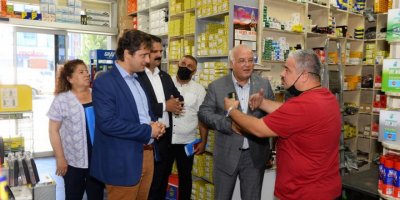 CHP İZMİR İL BAŞKANI DENİZ YÜCEL ESNAFI DİNLEDİ