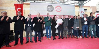 MUHİTTİN SELVİTOPU İŞÇİSİNİ SEVİNDİRDİ