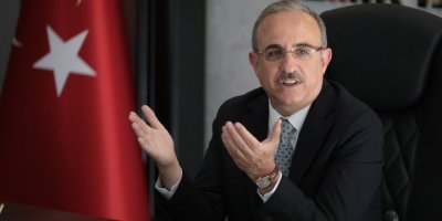 AK PARTİ İZMİR İL BAŞKANI SÜREKLİ'DEN SOYER'E KÖRFEZ VE TRAFİK ÇIKIŞI