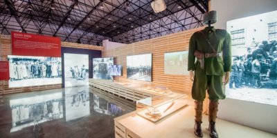 İZMİR'DE İSTİKLAL SERGİSİ AÇILDI..KAÇIRMAYIN