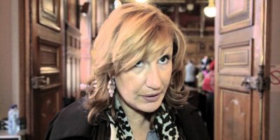 BAYAN EMİLİA SAİZ : 'GELECEĞİ KURMAK İÇİN İZMİR'DEN DAHA İYİ BİR YER HAYAL EDEMİYORUM'