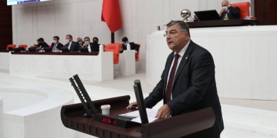 CHP İZMİR MİLLETVEKİLİ SINDIR:“DEPREMZEDELERİN KAZANILMIŞ HAKKI İHLAL EDİLİYOR”