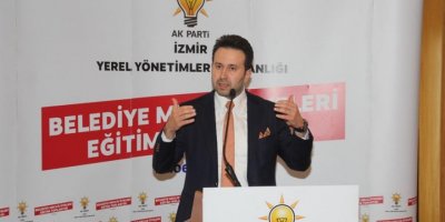 AK PARTİ İZMİR'DEN ZORLA MECLİS ÜYESİ ATAN BAŞKAN ORAN'A SERT TEPKİ