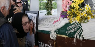 İLAYDA AMERİKA'DA HAYATINI KAYBETTİ, KARŞIYAKA'DA SON YOLCULUĞUNA UĞURLANDI