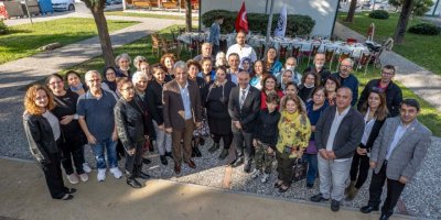 TUNÇ SOYER DEPREMZEDELERLE BULUŞTU