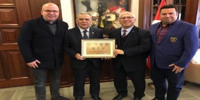 ALTINORDU AZİZ KOCAOĞLU'NU ZİYARET ETTİ