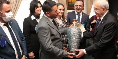 CHP MENEMEN KEMAL KILIÇDAROĞLU İLE BULUŞTU