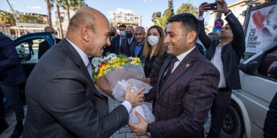 TUNÇ SOYER MENEMEN'DE KONUŞTU