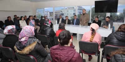 AK PARTİ İZMİR İL BAŞKANI SÜREKLİ ÜRETİCİLERLE BULUŞTU