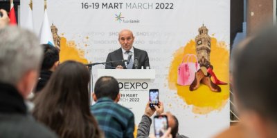 TUNÇ SOYER AYAKKABI SEKTÖRÜ İLE BULUŞTU