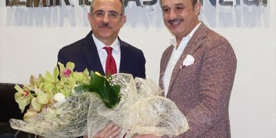 AK PARTİ İZMİR İL BAŞKANLIĞINDA GÖREV DEĞİŞİMİ YAPILDI