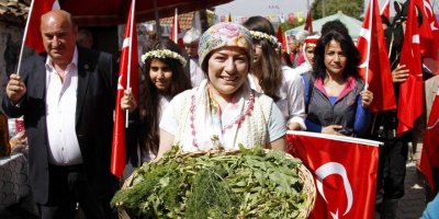 AMAN BU FESTİVALİ KAÇIRMAYIN..NEŞELİ OTLAR SİZİ BEKLİYOR