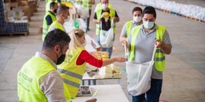 İZMİR BÜYÜKŞEHİR:'KARA KIŞTA 56 MİLYON LİRA YARDIM YAPTIK'