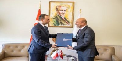 SOYER' E POLONYA'DAN ZİYARETÇİ VAR