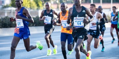 SINAV GÜNÜ MARATON..SINAVA GİRECEKLER DİKKAT..İZMİR'DE BAZI YOLLAR KAPALI
