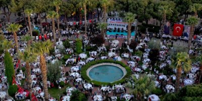 10 BİN MENEMENLİ BU SOFRADA BULUŞTU