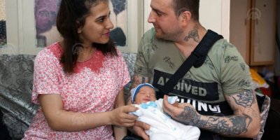 KALP NAKİ BEKLERKEN TANIŞTILAR...ŞİMDİ TURP GİBİ ÇOCUKLARI OLDU