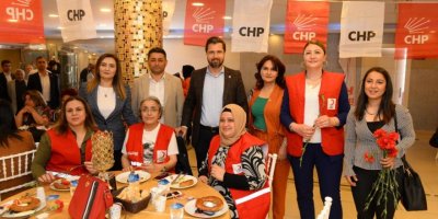 CHP'Lİ  YÜCEL VE KILIÇ’TAN ANNELERE SÖZ!