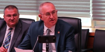 BİRİ LİSE DİĞERİ ÖN LİSANS MEZUNU AMA MAAŞLARI 81 BİN LİRA