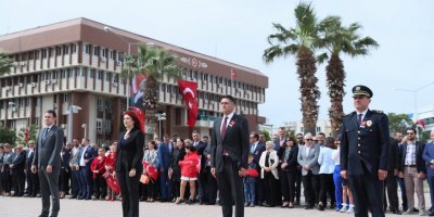 ALİAĞA'DA 19 MAYIS COŞKUSU MEYDANLARA TAŞTI