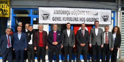 CHP'Lİ AHMET AKIN: DÜNYA LİDERİ ATATÜRK'TÜR