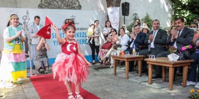 KONAKLI KADINLAR EMEĞİN SERGİSİNİ AÇTI