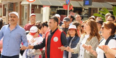 BALÇOVA BELEDİYE BAŞKANI ÇALKAYA: HER ZAMAN EMEĞİN VE EMEKÇİNİN YANINDA OLACAĞIZ