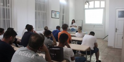 KONAK'TA BAĞIMLILIK SEMİNERİ