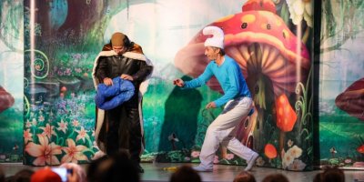 BUCALI MİNİKLERE TİYATRO ŞÖLENİ