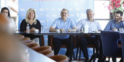 AK PARTİ İZMİR'DE KARŞIYAKA BULUŞMASI..SÜREKLİ NE MESAJ VERDİ