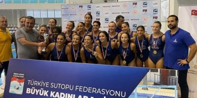 İZMİR'E BİR KUPA DAHA