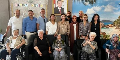 AK PARTİ İZMİR KAPINIZI ÇALABİLİR