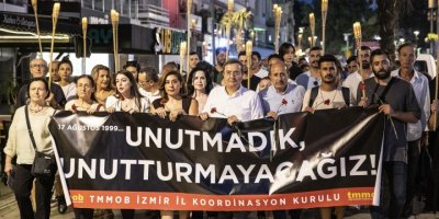 ABDÜL BATUR, 17 AĞUSTOS’UN YILDÖNÜMÜNDE KONUŞTU