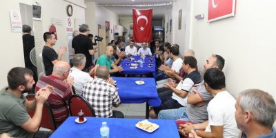 AK PARTİ İZMİR'DE 30 İLÇEDE HUMMALI ÇALIŞMA