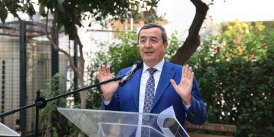 KONAK'TA YOKSULLUKLA MÜCADELE İÇİN İMZALAR ATILDI