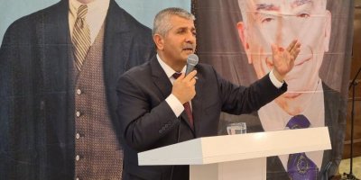 MHP İZMİR'DEN 'TEBESSÜM' HAREKATI